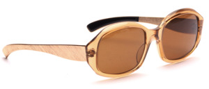 Vintage 70s sunglasses in transparent honey brown with metal temples brushed in gold
