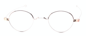 Retrobrille in Pantoform, Silber mit W-Steg und Schläfenbügeln