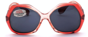 Very, very attractive, larger original sunglasses of the 70s