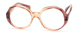 An acetate case of the highest quality and a great design by the famous painter VITO from Paris