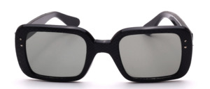 Angular vintage sunglasses made of black acetate with a black snakeskin-effect finish